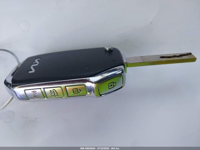 3KPF24AD6PE635027 KIA mpi nu