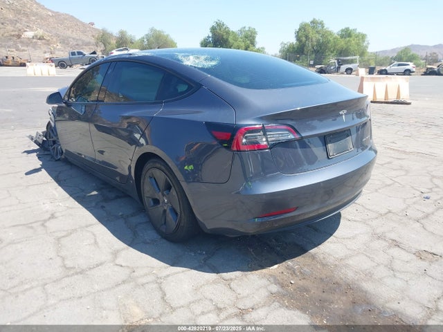 2022 TESLA MODEL 3 5YJ3E1EB1NF239354 Photo 2