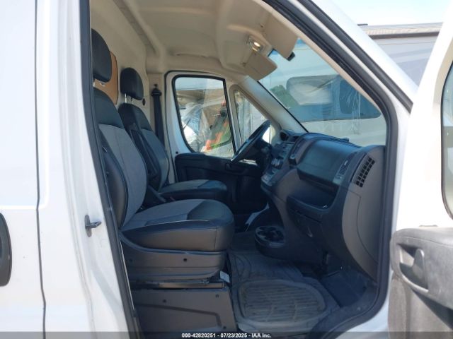 2017 RAM PROMASTER 2500 3C6TRVDG1HE521052 Photo 4
