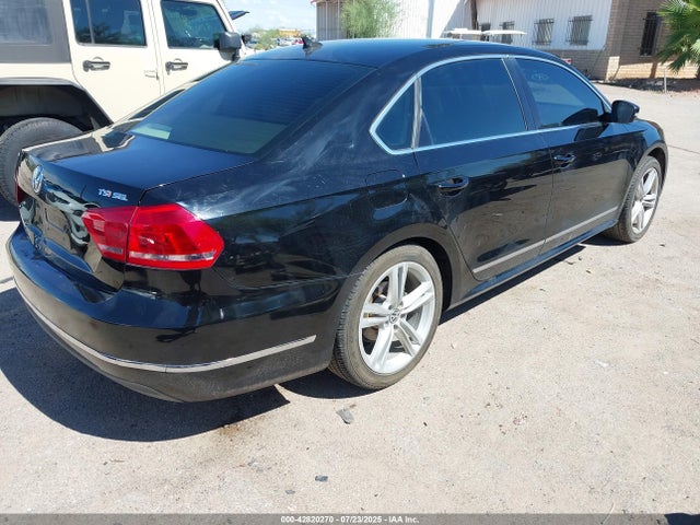 Volkswagen Passat 2015 1VWCT7A33FC028174 Image 4