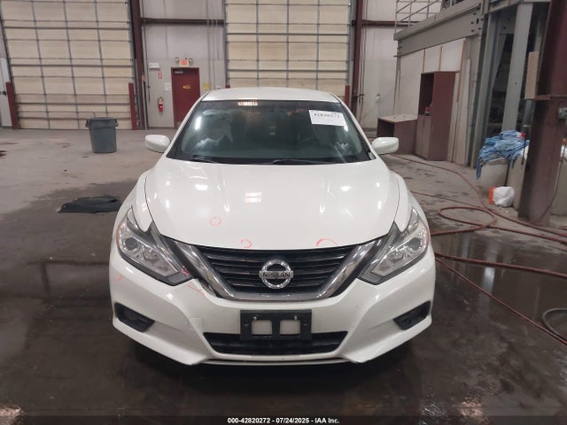 1N4AL3AP8HC129418 Nissan 2017
