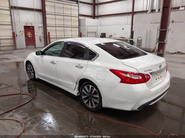 1N4AL3AP8HC129418 Nissan 2017