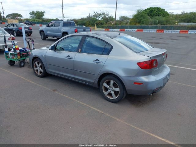 2006 MAZDA MAZDA3 JM1BK12F261499588 Photo 2