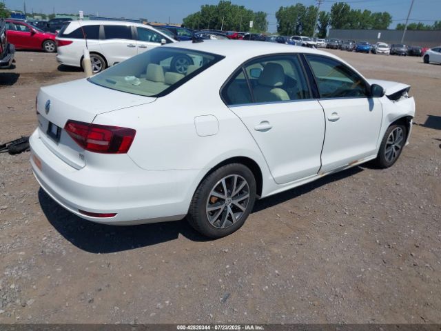 2017 VOLKSWAGEN JETTA 3VWDB7AJ4HM412763 Photo 3
