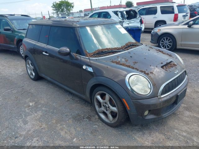 2010 MINI COOPER S CLUBMAN WMWMM3C5XATP94324 Photo 0