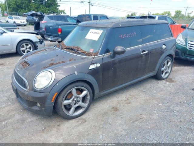 2010 MINI COOPER S CLUBMAN WMWMM3C5XATP94324 Photo 1