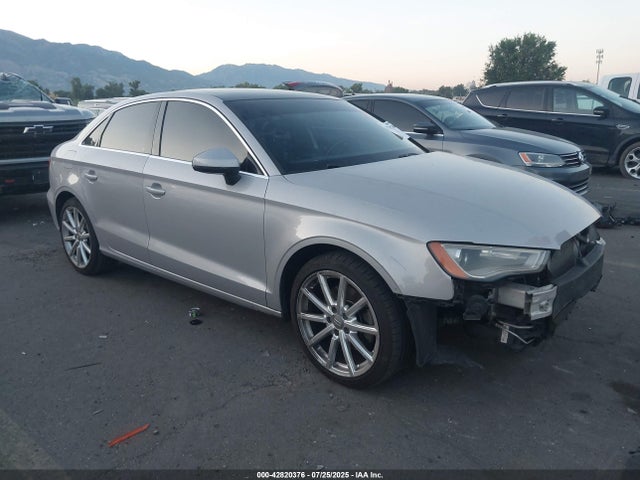 2015 AUDI A3 WAUACGFF0F1016991 Photo 0