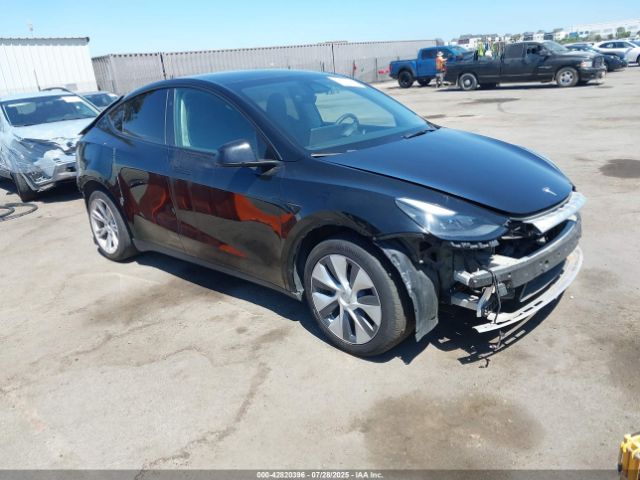 2023 TESLA MODEL Y 7SAYGAEE6PF904152