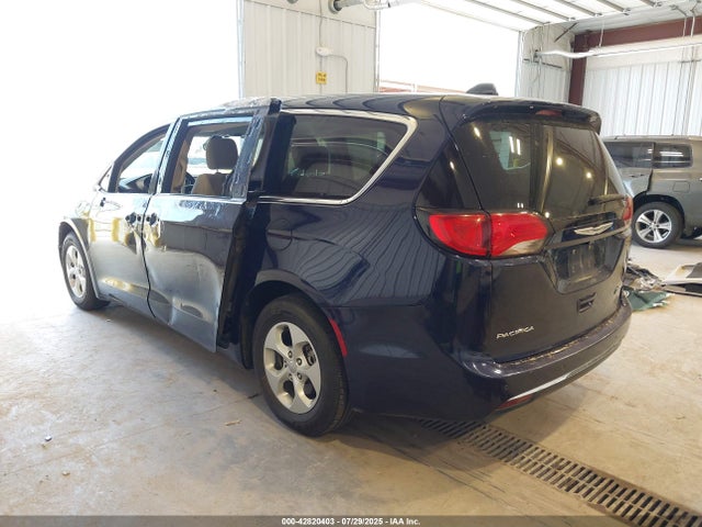 2C4RC1H71JR125084 Chrysler 2018
