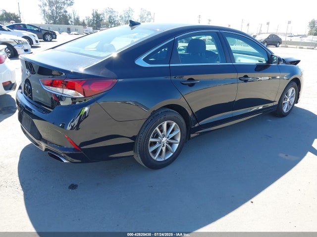 5NPE24AFXJH698910 Hyundai gdi theta-ii