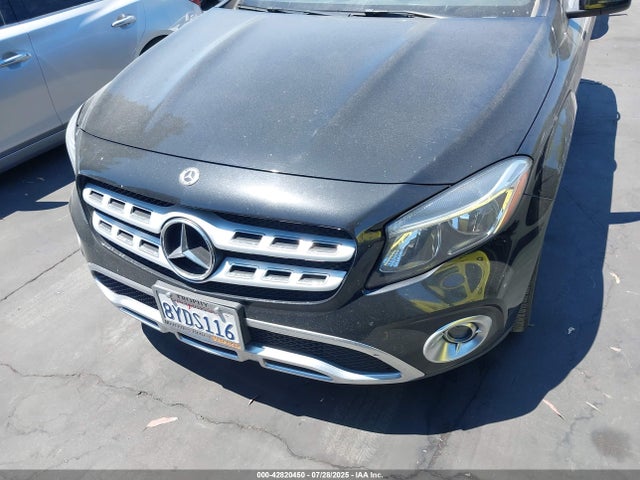WDCTG4EB6KU001363 Mercedes-Benz m270