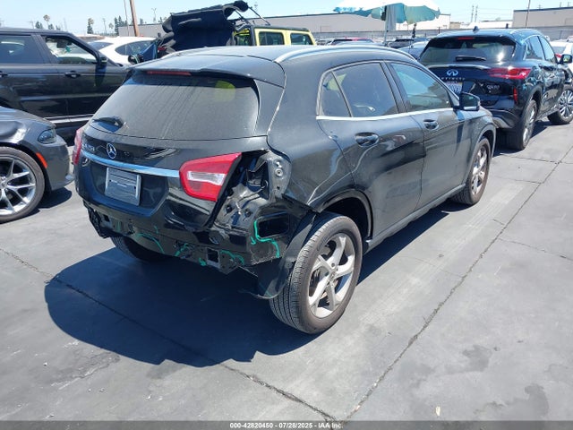WDCTG4EB6KU001363 Mercedes-Benz m270