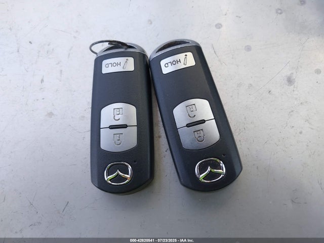 JM3KE2DY9G0667981 Mazda py
