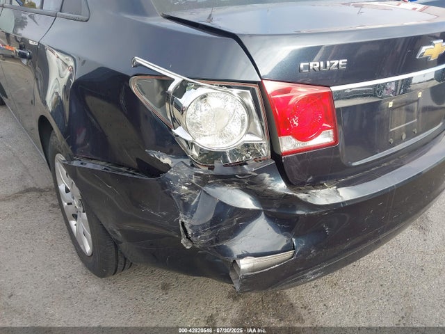 1G1PA5SG2F7156598 Chevrolet lwe