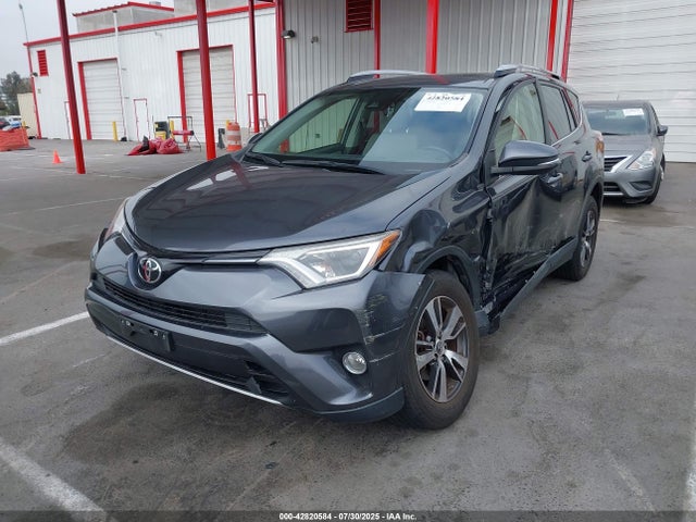 Toyota 2ar-fe 2017 JTMWFREV6HD100576 Image 2