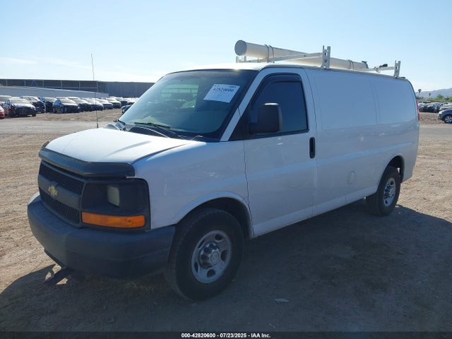 Chevrolet l20 2015 1GCWGFCF7F1282570 Image 2