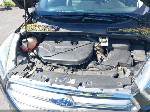 1FMCU9G93HUD42990 Ford 2017