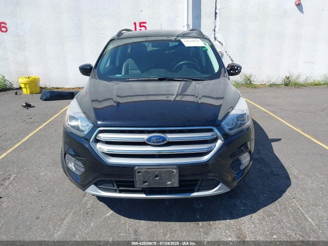 1FMCU9G93HUD42990 Ford 2017