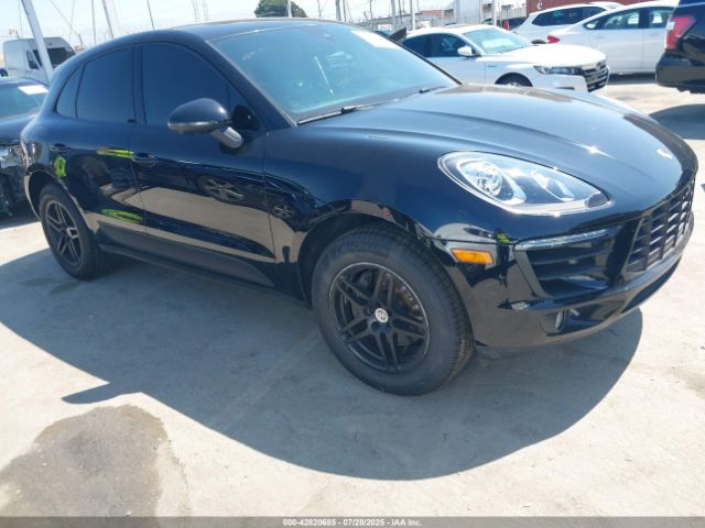 2018 PORSCHE MACAN WP1AA2A54JLB10166 Photo 0