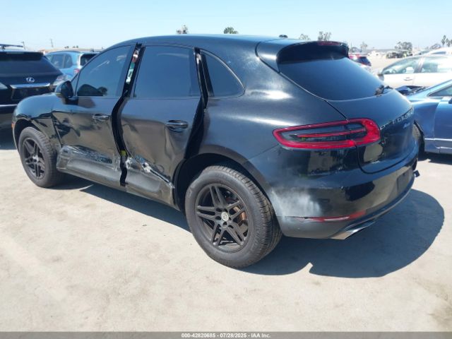 2018 PORSCHE MACAN WP1AA2A54JLB10166 Photo 2