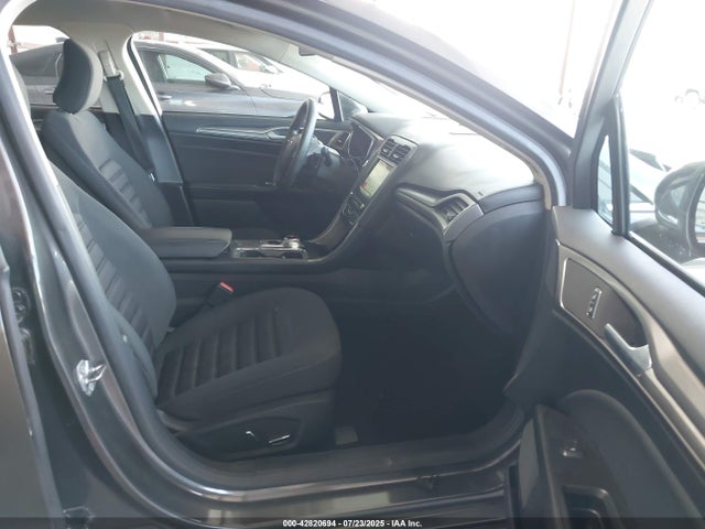 Ford Fusion 2017 3FA6P0HD9HR277194 Image 5