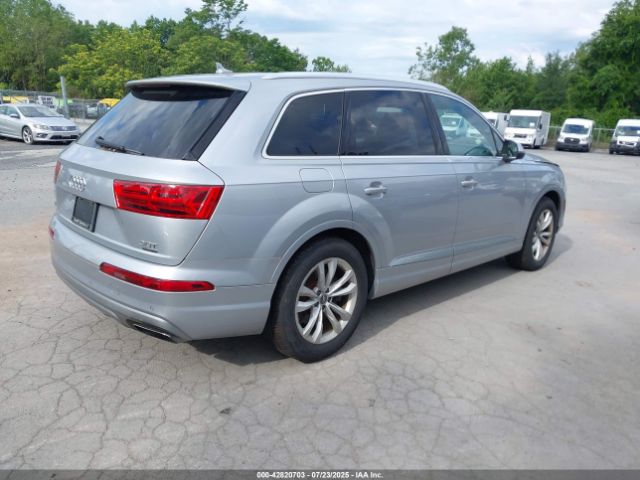 2018 AUDI Q7 WA1LAAF77JD039368 Photo 3