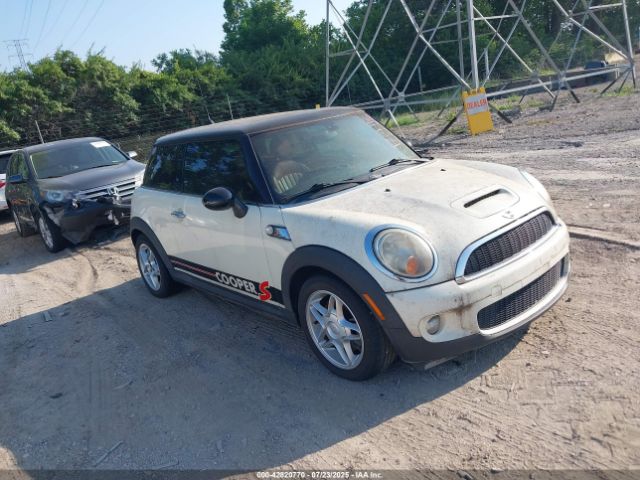 2007 MINI COOPER S WMWMF73567TL88079 Photo 0