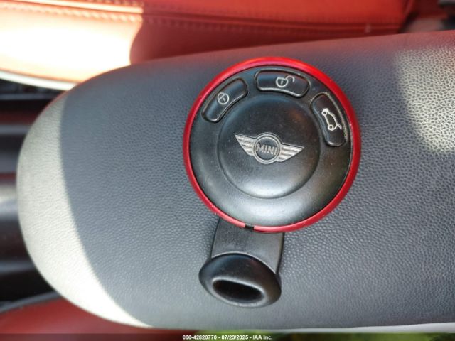 2007 MINI COOPER S WMWMF73567TL88079 Photo 10