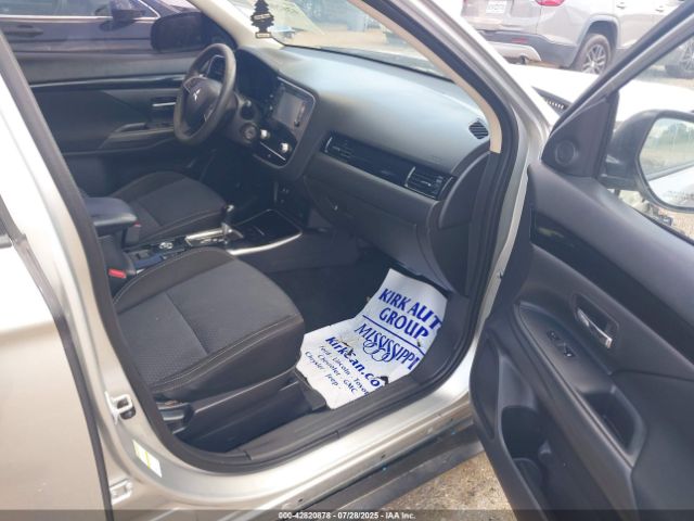 2020 MITSUBISHI OUTLANDER JA4AZ3A33LZ026347 Photo 4