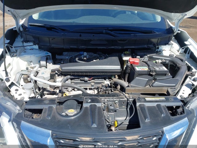 JN8AT2MT8HW148681 Nissan Rogue