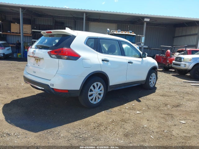 JN8AT2MT8HW148681 Nissan Rogue