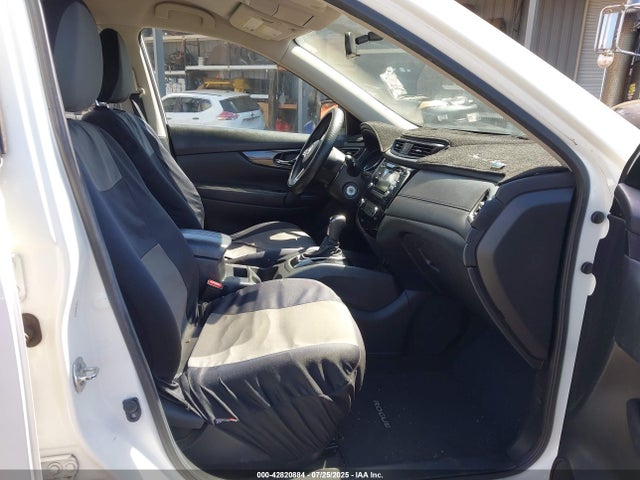 JN8AT2MT8HW148681 Nissan Rogue
