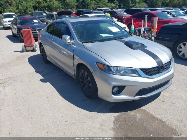 2015 1HGCT1B78FA009795 main image