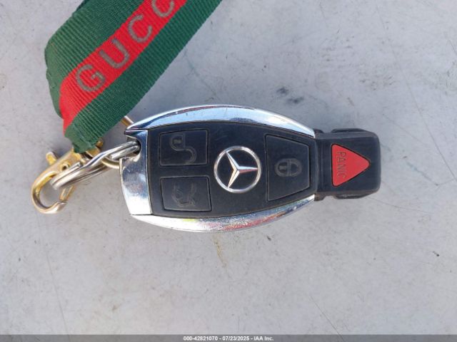 2010 MERCEDES-BENZ C 300 WDDGF5EB0AR105077 Photo 10