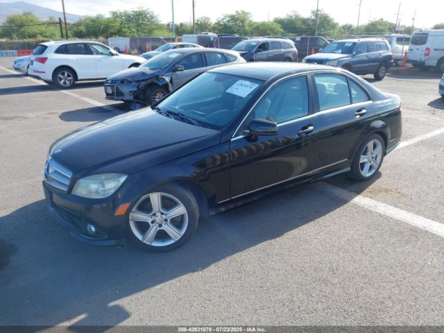 2010 MERCEDES-BENZ C 300 WDDGF5EB0AR105077 Photo 1