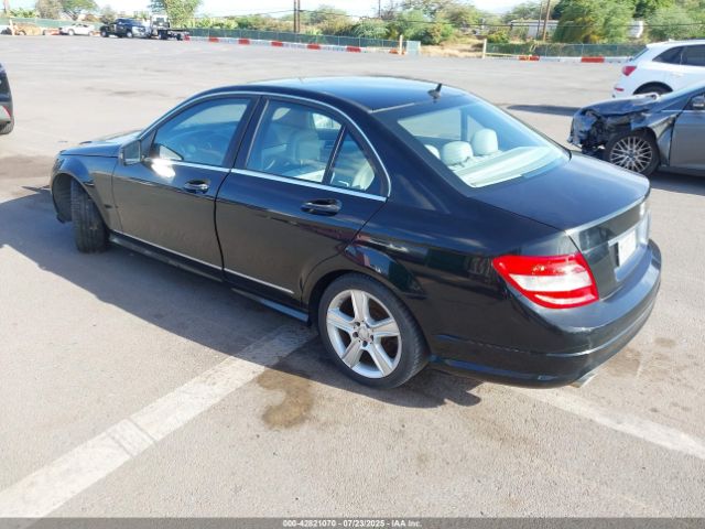 2010 MERCEDES-BENZ C 300 WDDGF5EB0AR105077 Photo 2