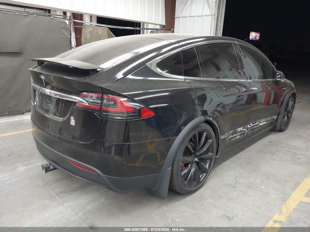 2017 TESLA MODEL X 5YJXCDE25HF044712 Photo 3