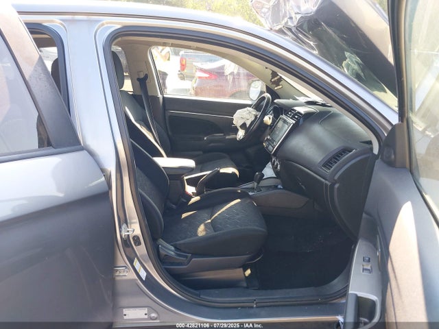 2020 MITSUBISHI OUTLANDER SPORT JA4AR3AU6LU018071 Photo 4