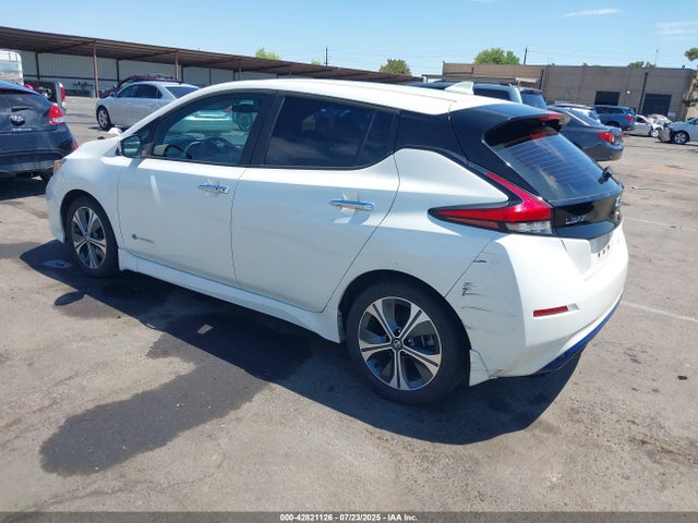 1N4AZ1CP9JC300425 Nissan 2018