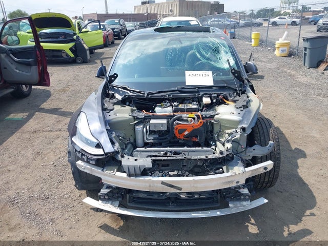 2021 TESLA MODEL 3 5YJ3E1EB8MF081853 Photo 5