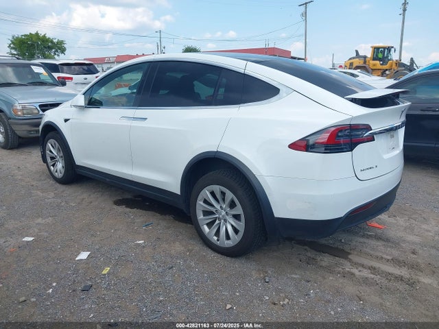 Tesla MODEL X 2017 5YJXCBE28HF079474 Image 3