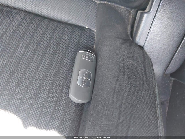 3MZBM1U72EM106493 Mazda pe