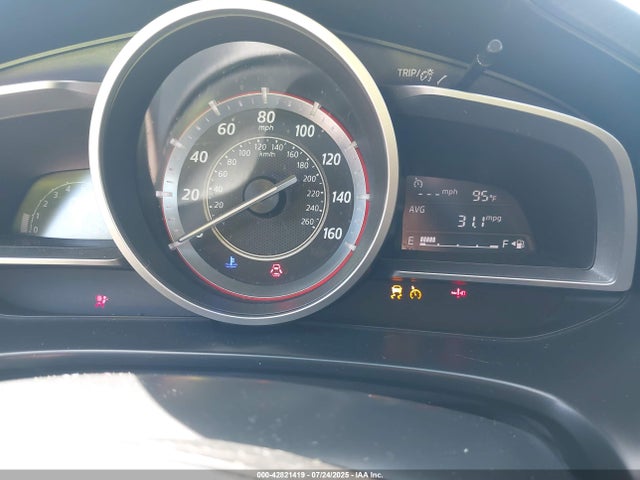 3MZBM1U72EM106493 Mazda pe