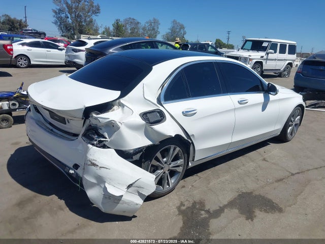 55SWF4JB0FU069747 Mercedes-Benz C-Class