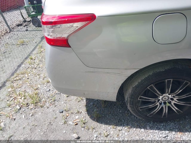 3N1AB7AP4EY246035 Nissan 2014