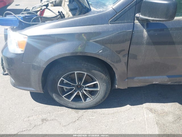 2C4RDGBGXKR619325 Dodge Grand Caravan
