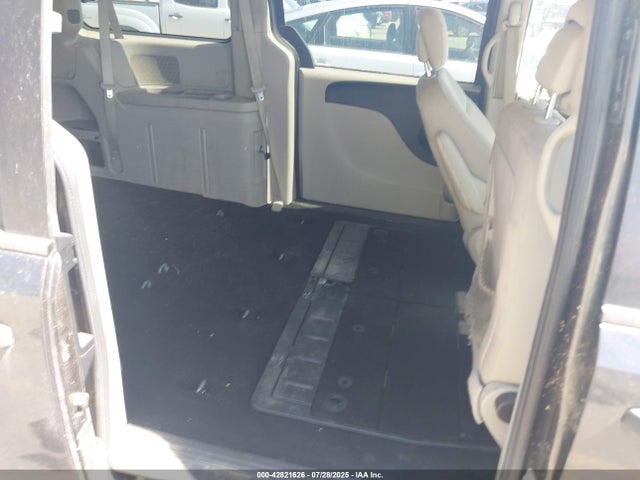 2C4RDGBGXKR619325 Dodge Grand Caravan
