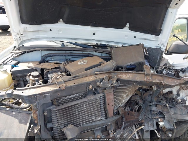 1N6AD0ER6FN744565 Nissan 2015