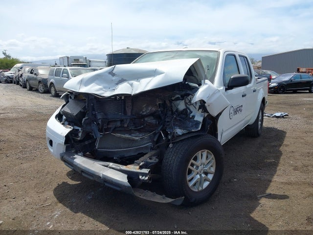 1N6AD0ER6FN744565 Nissan 2015