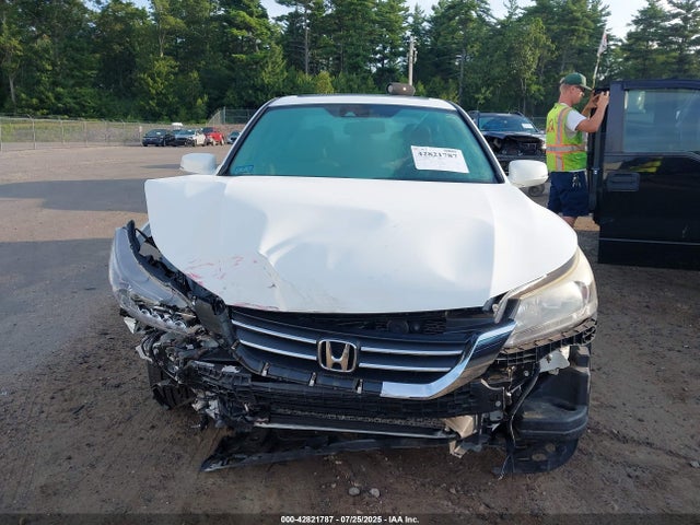 Honda j35y1 2015 1HGCR3F92FA034939 Image 13